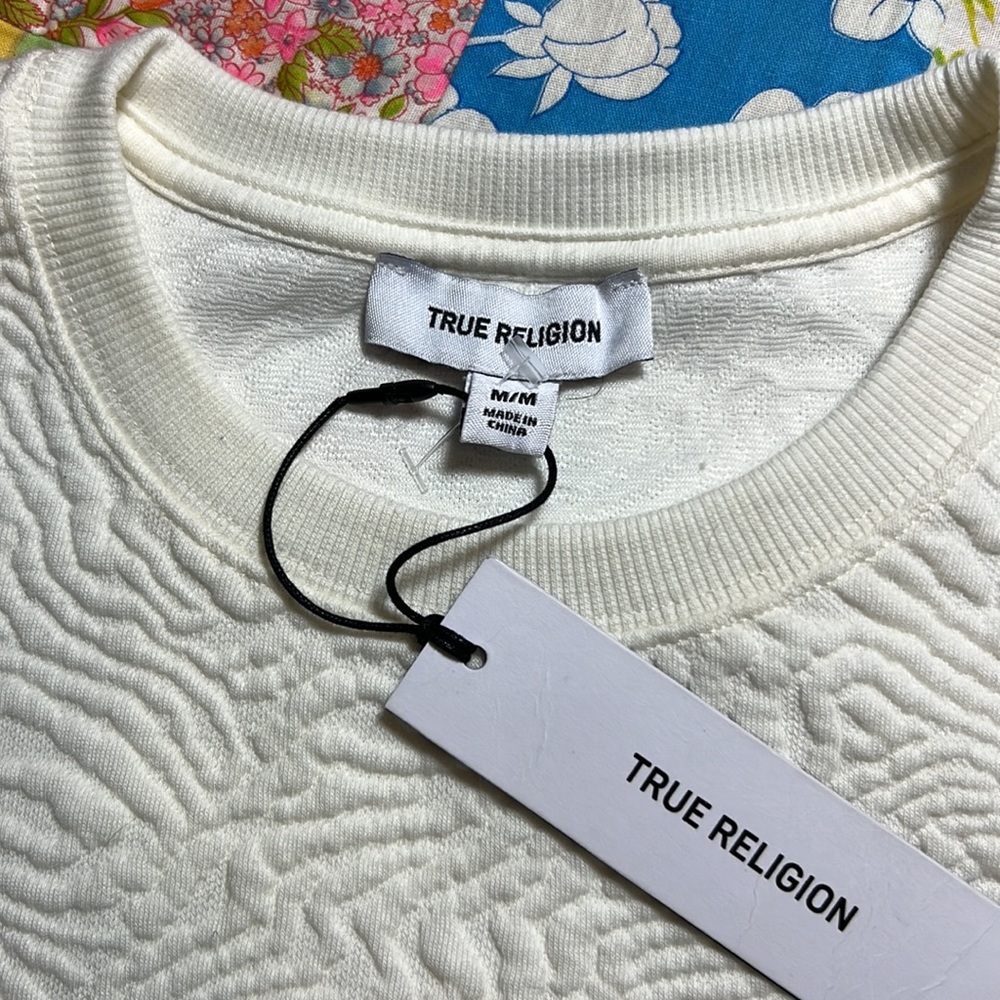 NWT True Religion Crop sweatshirt top, cream color, size M - Picture 2 of 4
